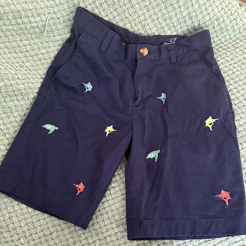 Vineyard Vines Boys Classic Fit Club Shorts sz 12 with sea life embroidery Navy
